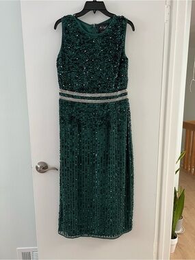 Mac Duggal Emerald Green Beaded Sleeveless Cocktail Dress with Silver Band